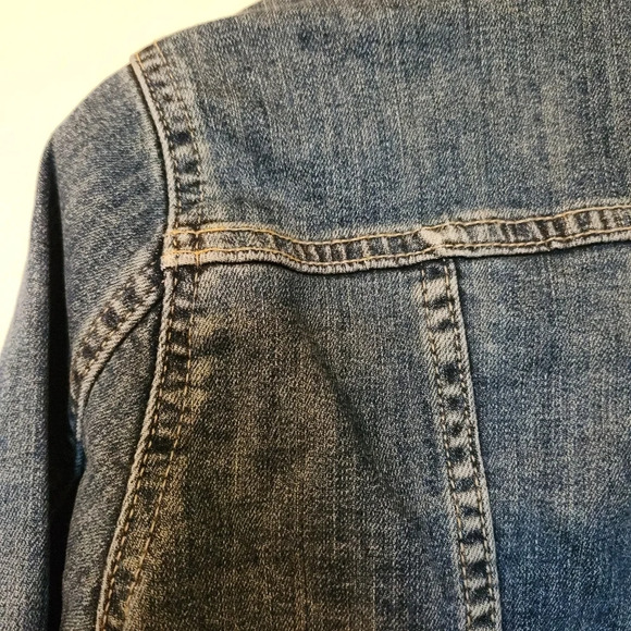 Levi's Jean Jacket - Picture 3 of 10